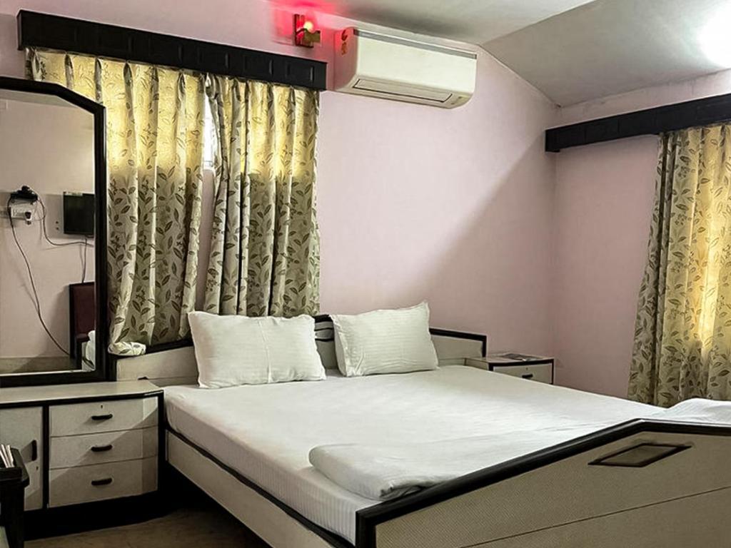 Tea Resort Saraswatipur Shaugaon Екстериор снимка