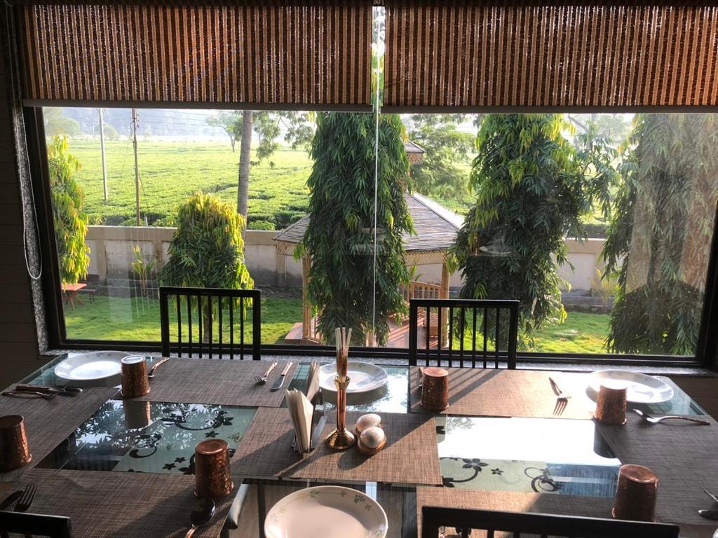 Tea Resort Saraswatipur Shaugaon Екстериор снимка