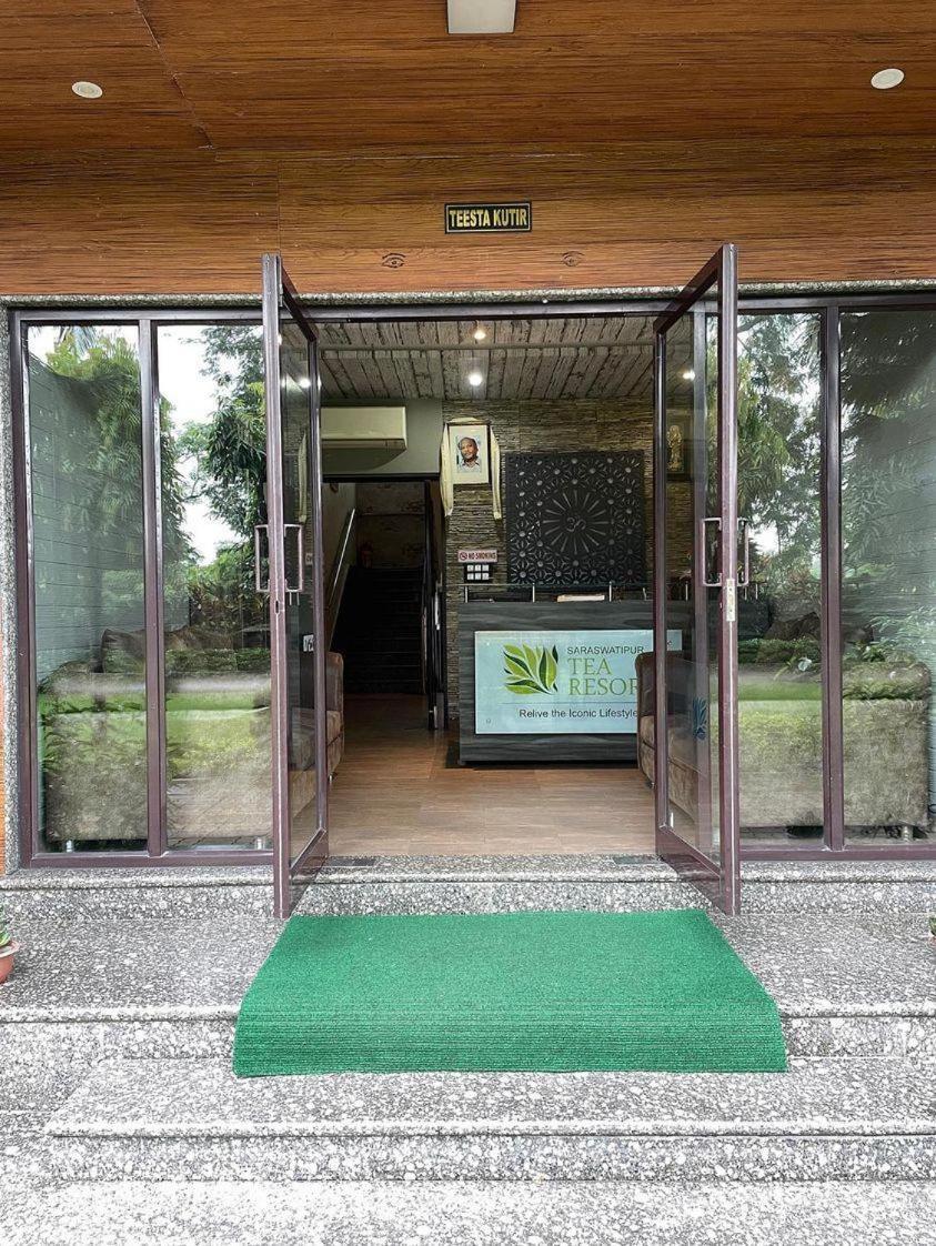 Tea Resort Saraswatipur Shaugaon Екстериор снимка