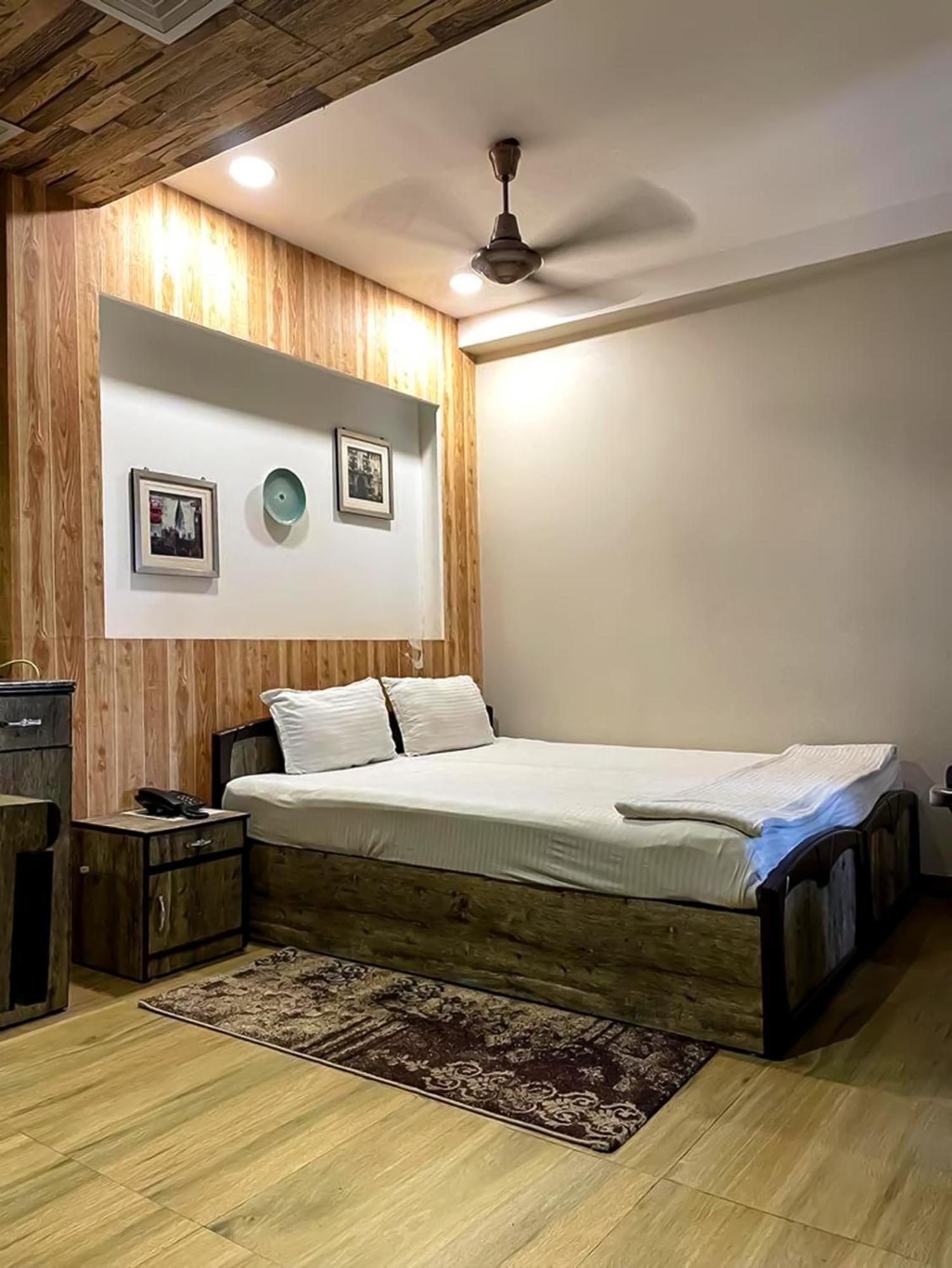 Tea Resort Saraswatipur Shaugaon Екстериор снимка